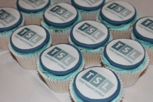 corporate-branded-cupcakes